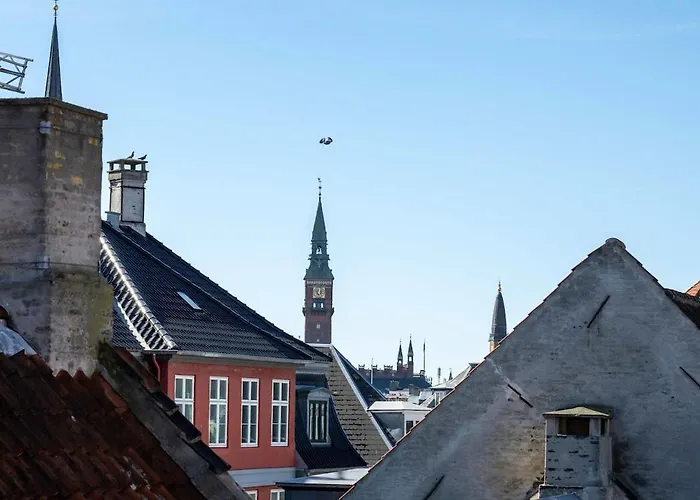 10 Person In The Heart Of