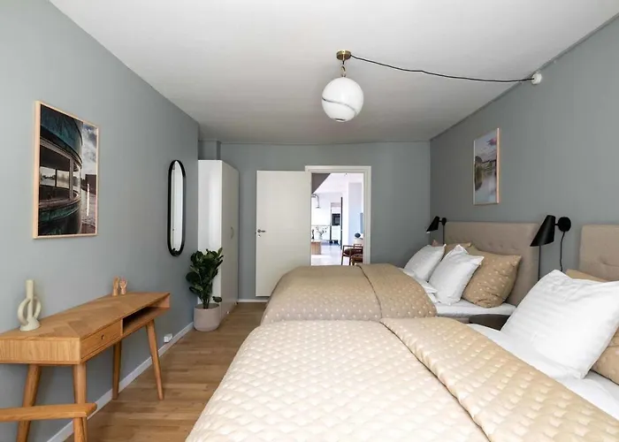 10 Person In The Heart Of Koppenhága