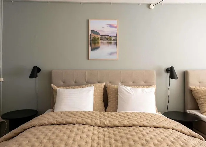 Apartman 10 Person In The Heart Of *