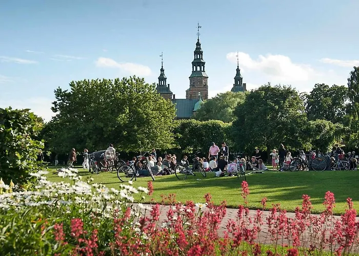 Apartman 10 Person In The Heart Of *