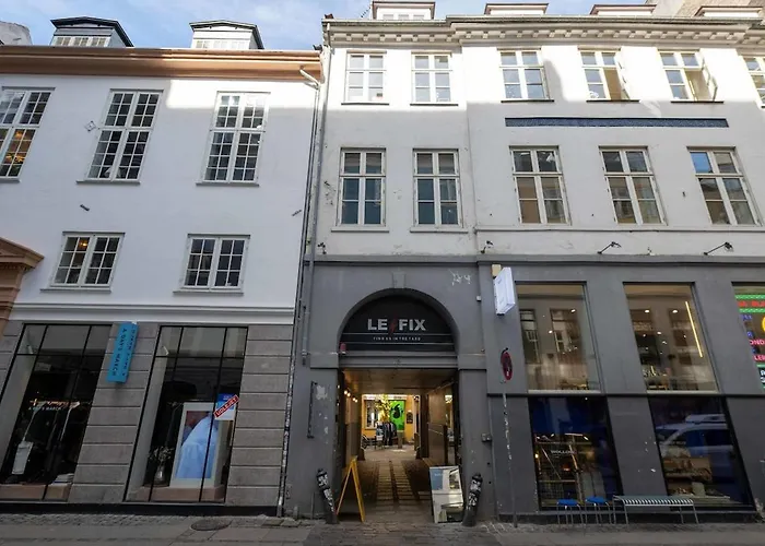 10 Person In The Heart Of